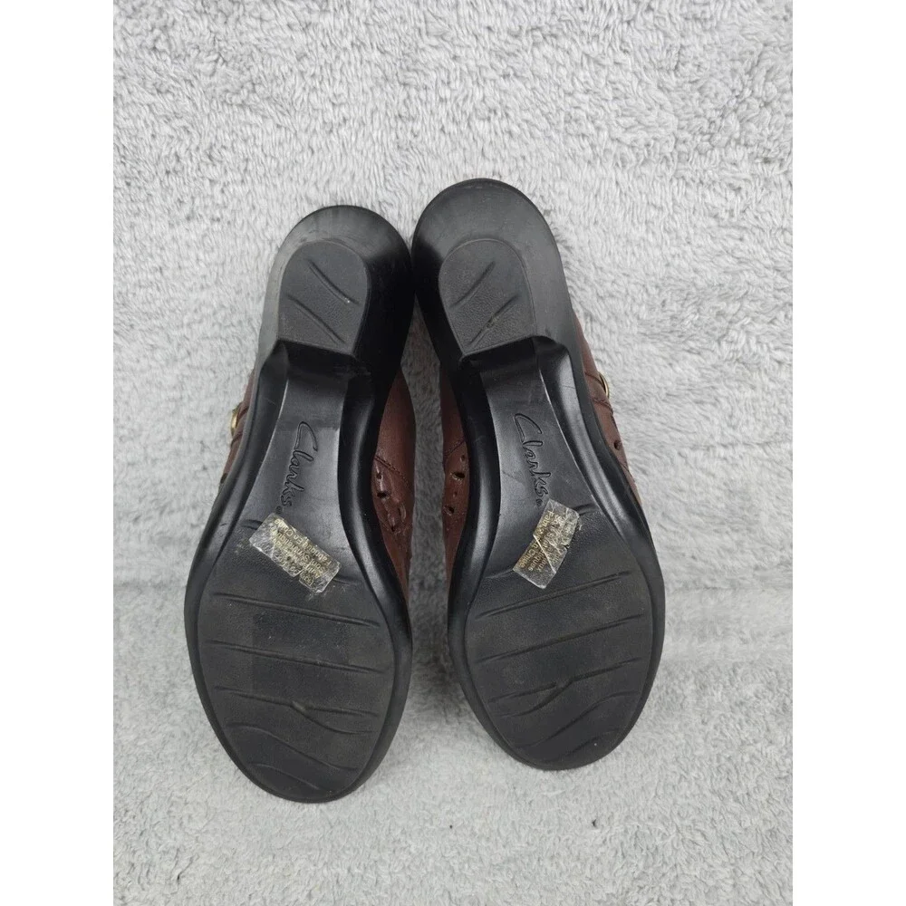 Clarks product pair